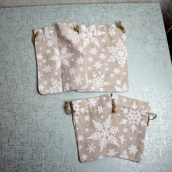 Snowflake Christmas Burlap Bags 4 Days Xmas Countdown Calendar Stocking Bags - Picture 5 of 12